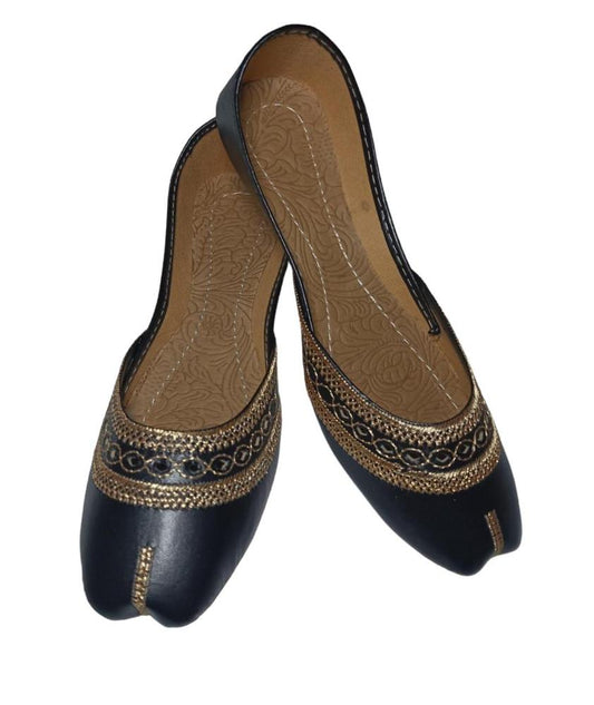 Women's leather Embroidered Khussa